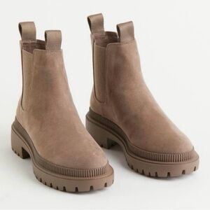 H&M size 39 Chelsea boot